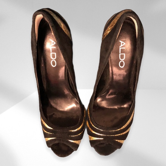 Aldo Black & Gold Suede Pumps - Picture 2 of 4
